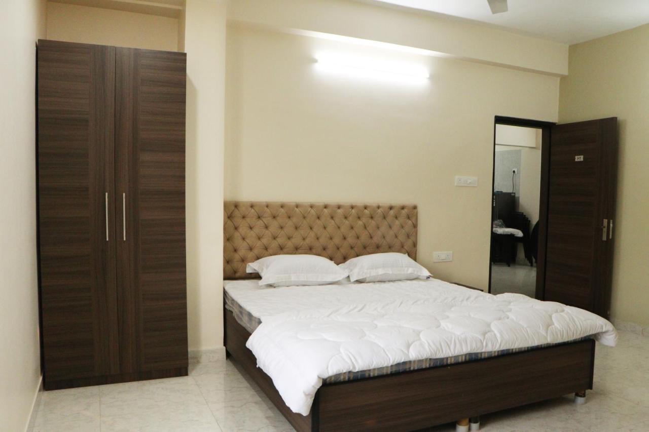 Radharani Apartment Calcutta Exterior foto